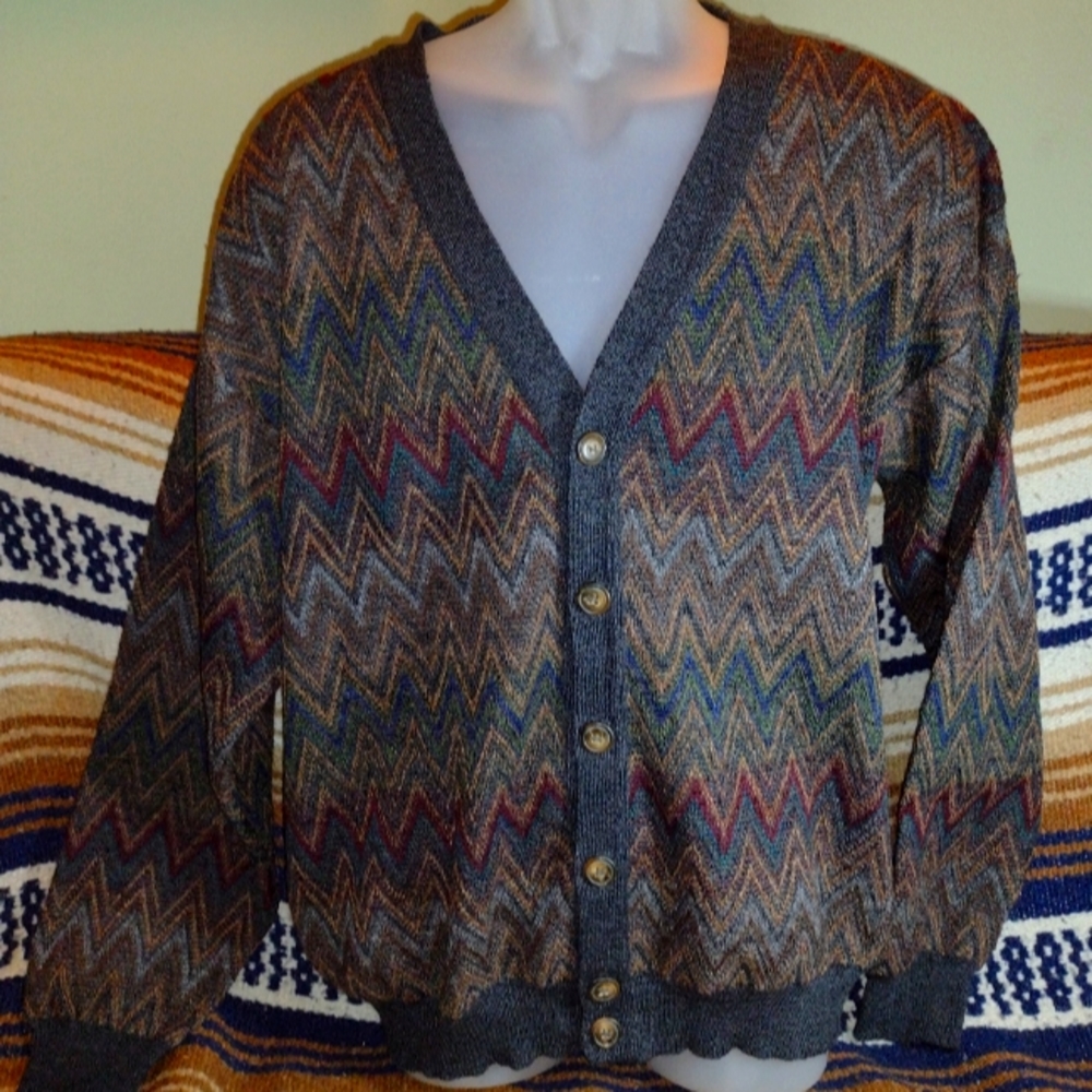 * VINTAGE * Triscots St. Raphael Cardigan 1970 - 1980's Beautiful Design!